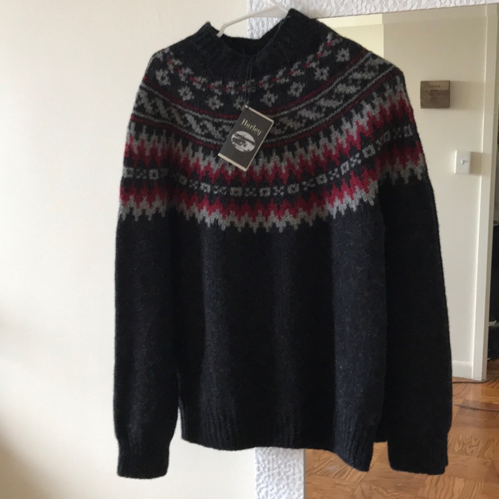 100% PURE WOOL SWEATER MADE IN SCOTLAND!!